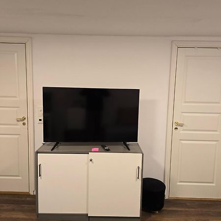 Beautiful 2 Rooms Apartment In Klofta,Near Oslo Airport& Oslo Exteriér fotografie