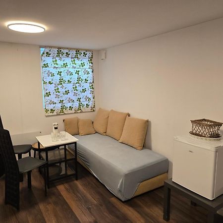 Beautiful 2 Rooms Apartment In Klofta,Near Oslo Airport& Oslo Exteriér fotografie